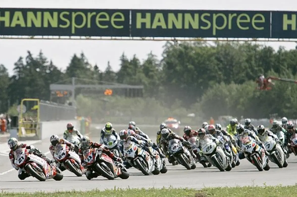 SBK 2009. Record di piloti e case rappresentate (5)