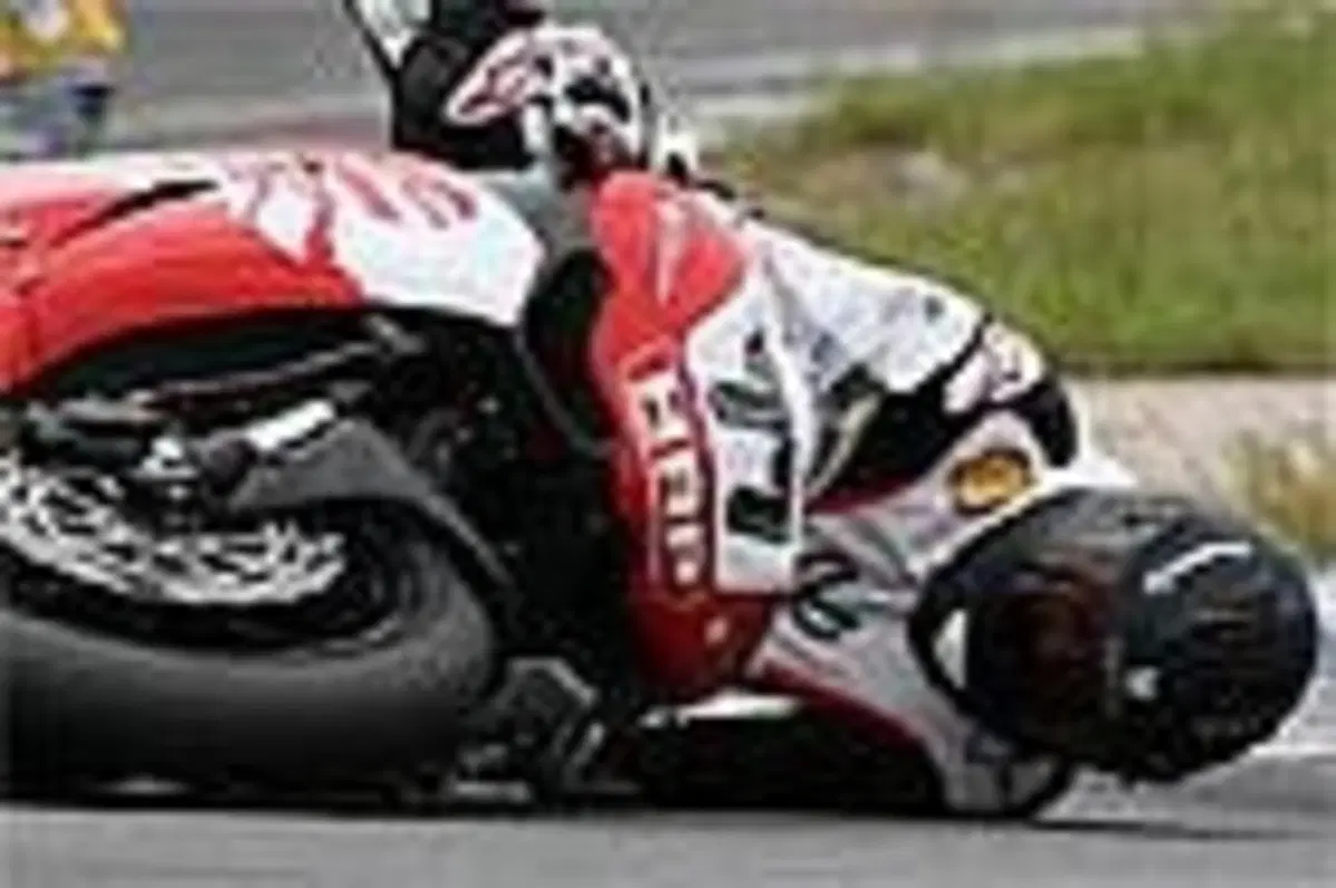 Schumacher cade in moto e perde conoscenza