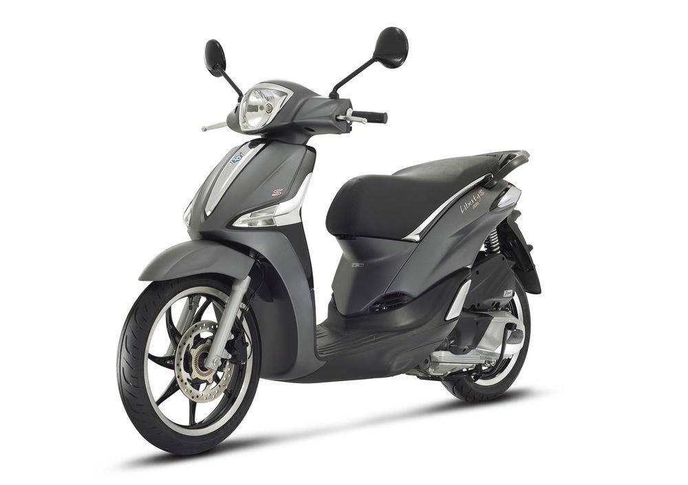 Piaggio Liberty 150 S i-get ABS (2016) (3)