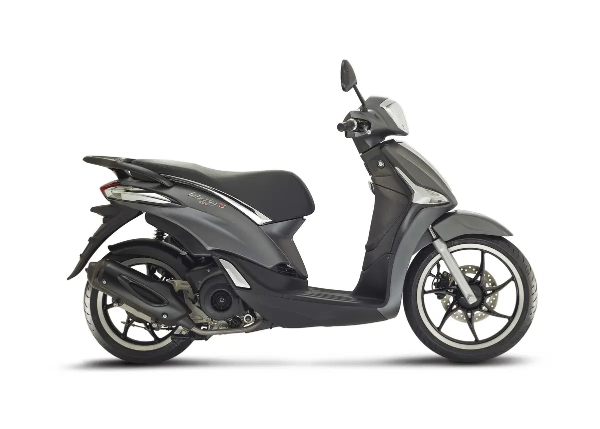 Piaggio Liberty 150 Liberty 150 S i-get ABS (2016) (4)