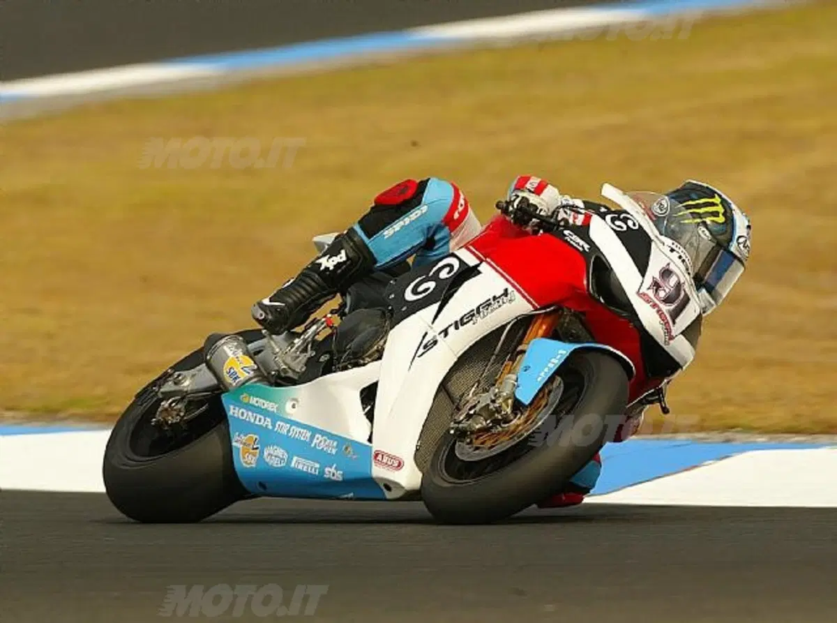 SBK. Pole provvisoria di Smrz davanti ad Haga (2)