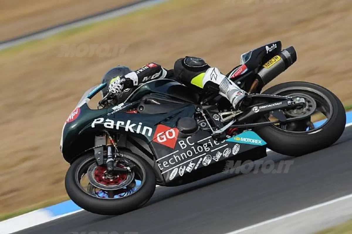 SBK. Pole provvisoria di Smrz davanti ad Haga (9)