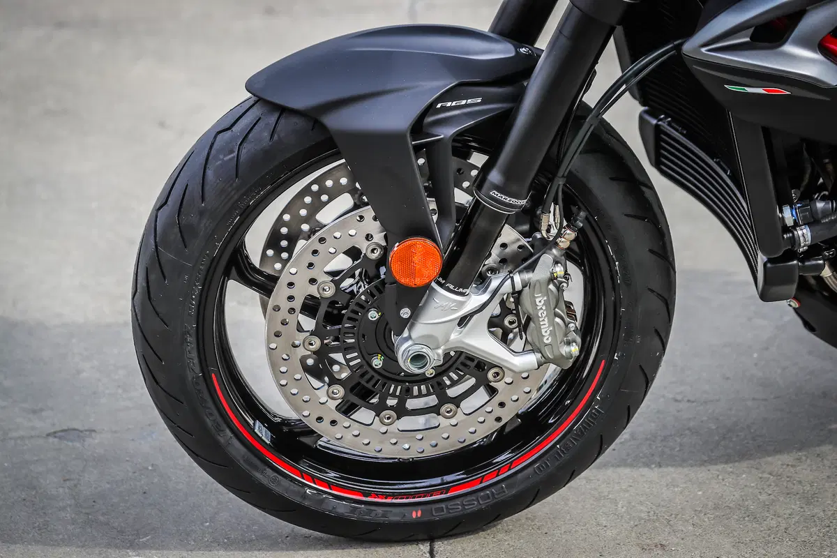 MV Agusta Brutale 800RR 2018 Bella senza tempo
