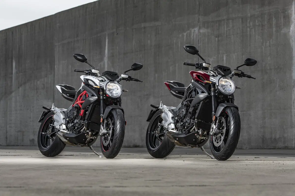 MV Agusta Brutale 800RR 2018 Bella senza tempo (9)