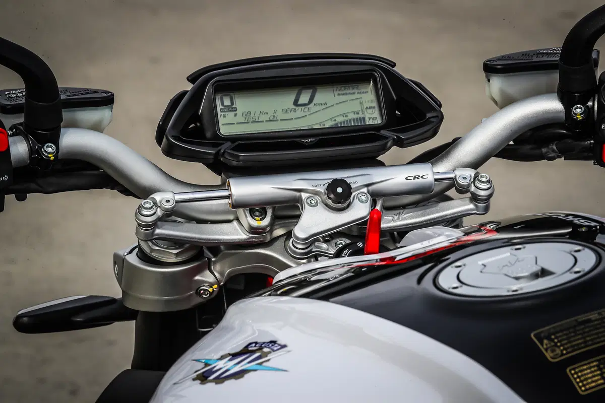 MV Agusta Brutale 800RR 2018 Bella senza tempo (18)