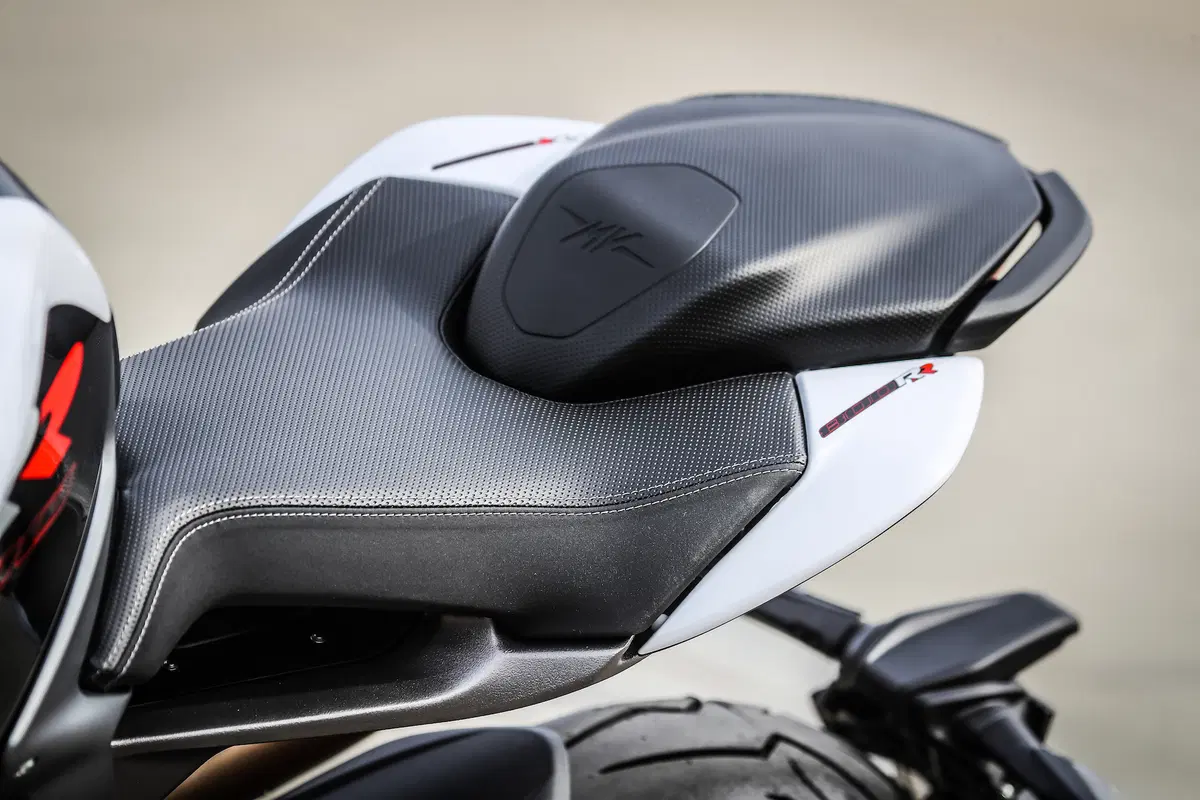 MV Agusta Brutale 800RR 2018 Bella senza tempo (26)