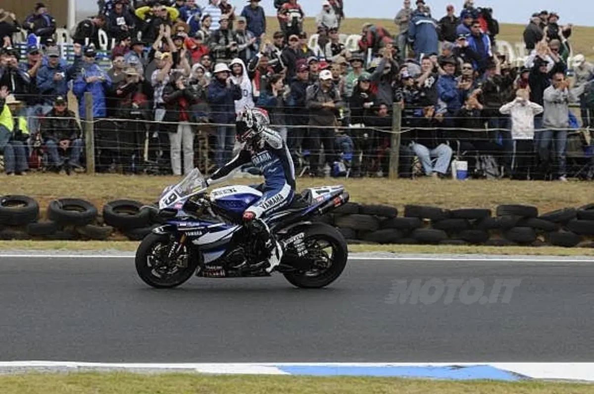SBK. Vincono Haga e Spies (5)