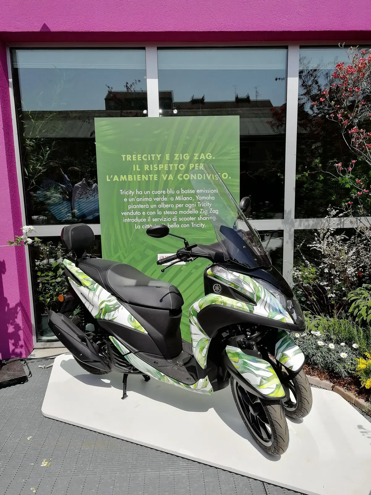 Zig Zag debutta a Milano con Yamaha Tricity 125  (6)