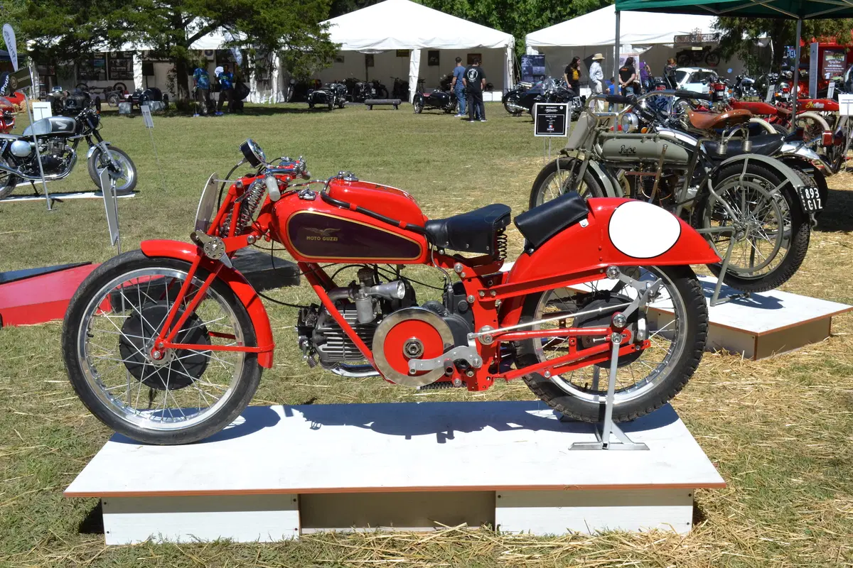 Expo Moto Art, epoca in Argentina (10)