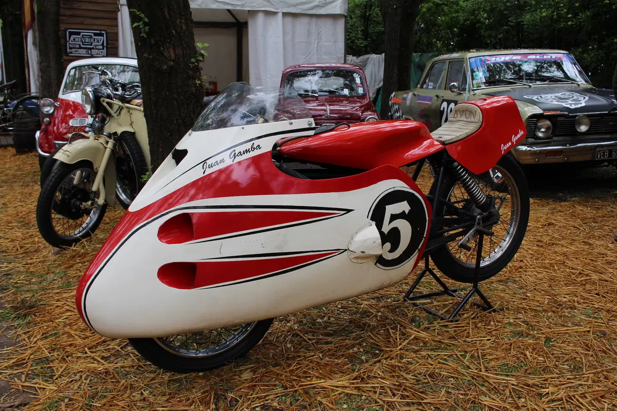 Expo Moto Art, epoca in Argentina (13)