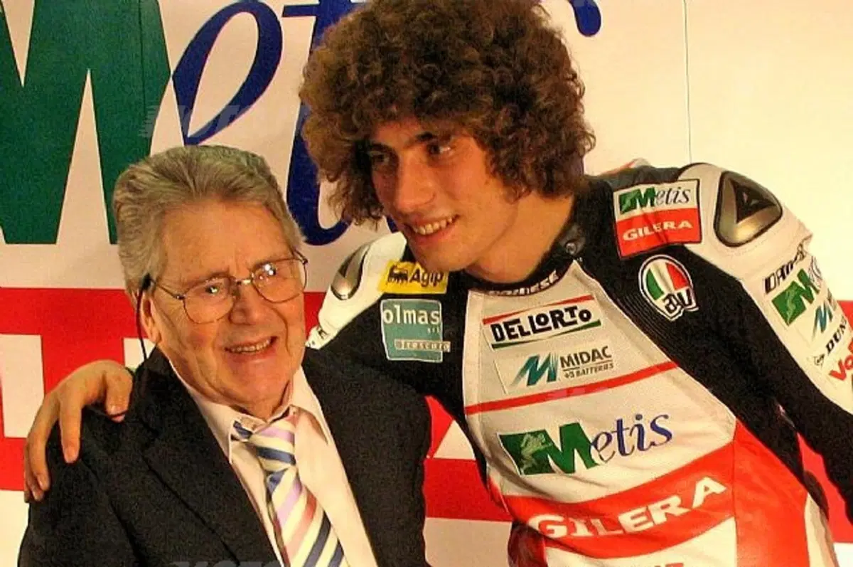 100 anni di Gilera. Simoncelli incontra Duke