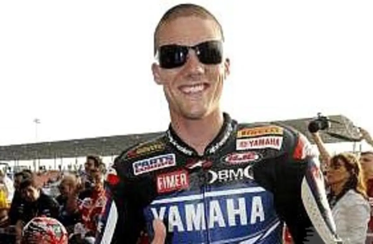 SBK. Spies spara con la doppietta (2)