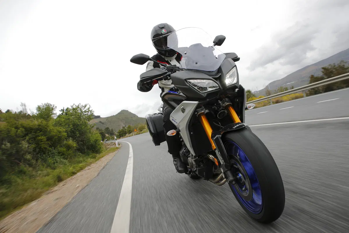 Yamaha Tracer 900 e Tracer 900 GT. La prima della classe