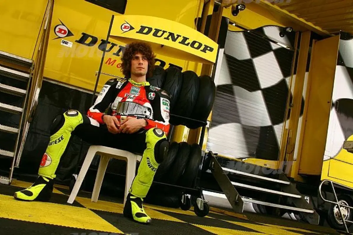 Pneumatici. Dunlop Sportmax Qualifier II (6)