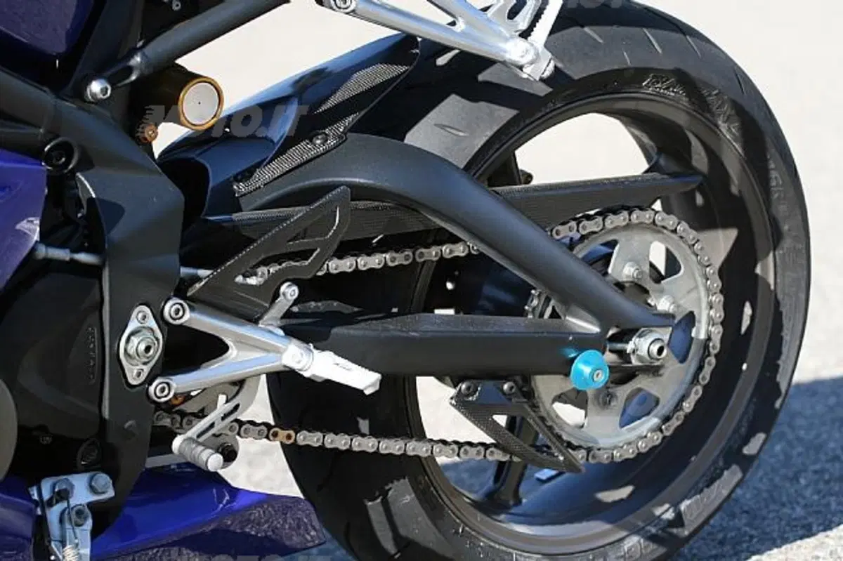 Special Daytona 675 Replica McCoy (6)