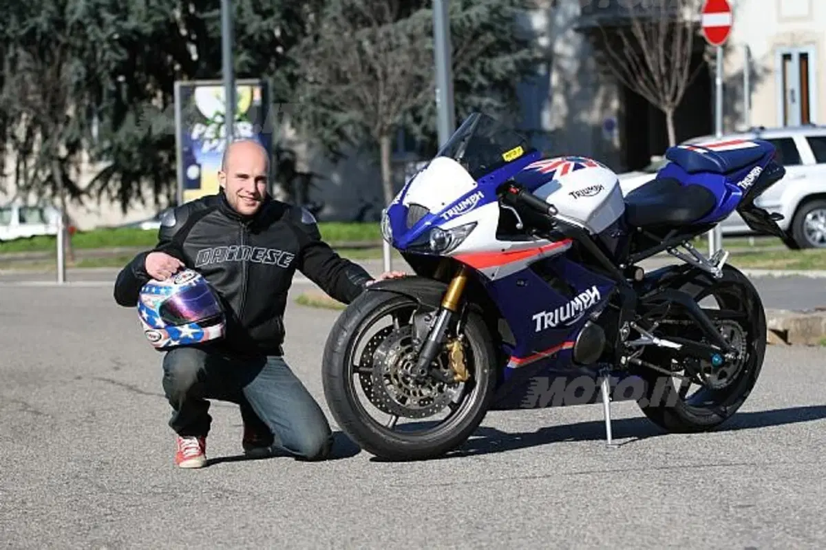 Special Daytona 675 Replica McCoy (7)