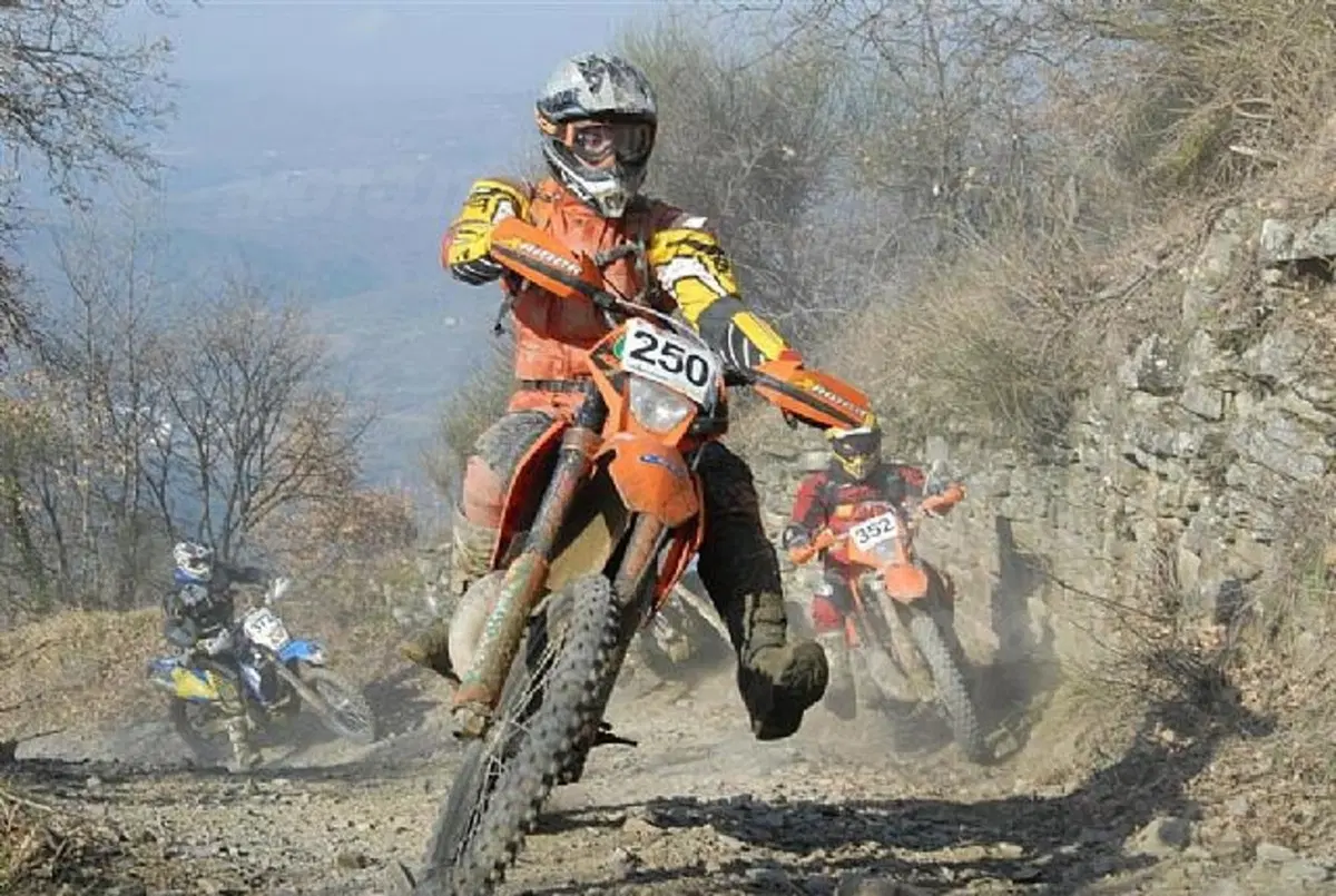 Cavalcate di Enduro. I Colli Aretini (8)