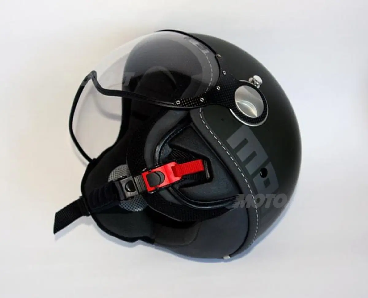 Speciale caschi: test  Momo Fighter Plus (10)