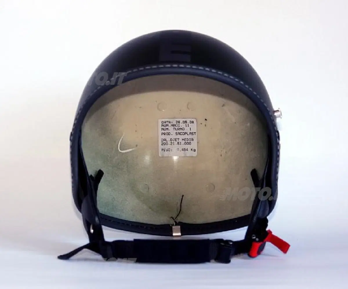 Speciale caschi: test  Momo Fighter Plus (12)