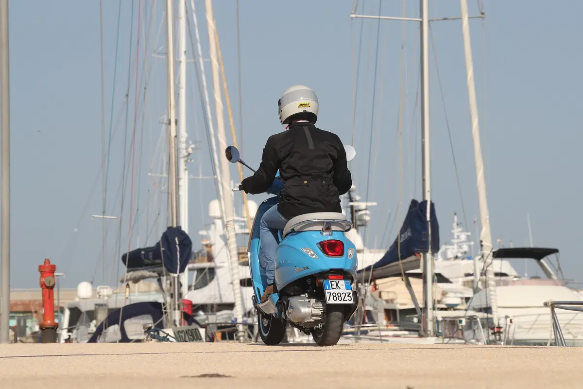 Vespa Primavera 125 e Vespa Sprint 125, il test (21)