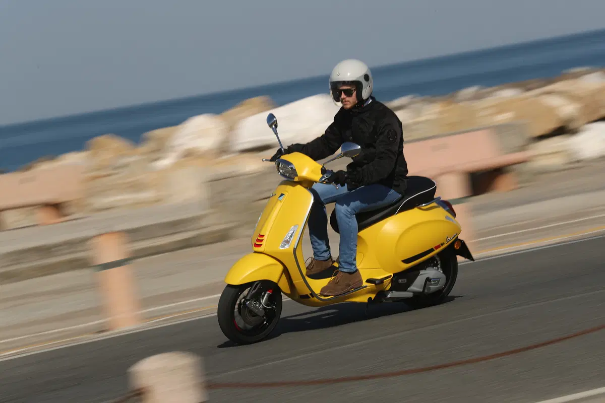 Vespa Primavera 125 e Vespa Sprint 125, il test (36)