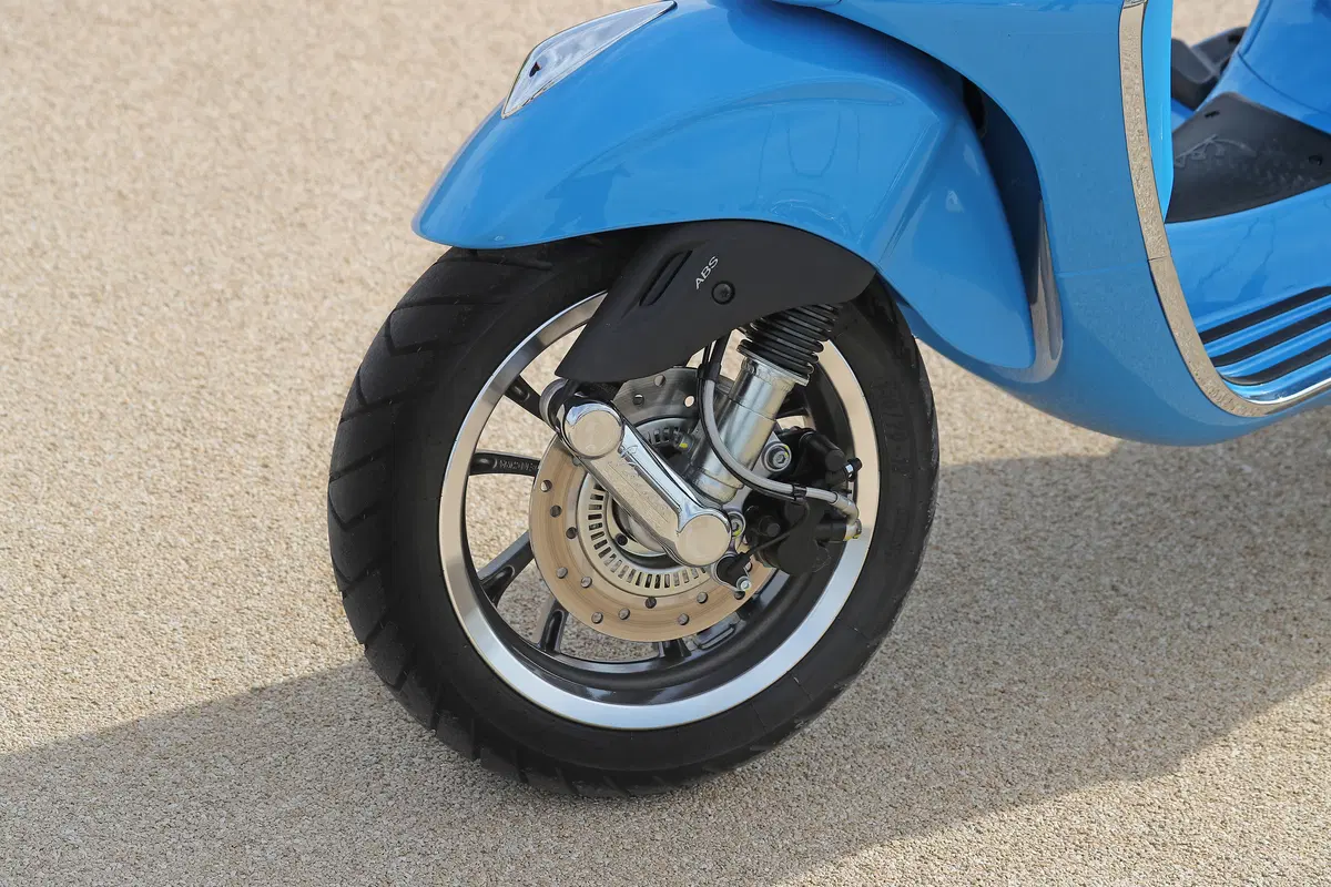 Vespa Primavera 125 e Vespa Sprint 125, il test (51)