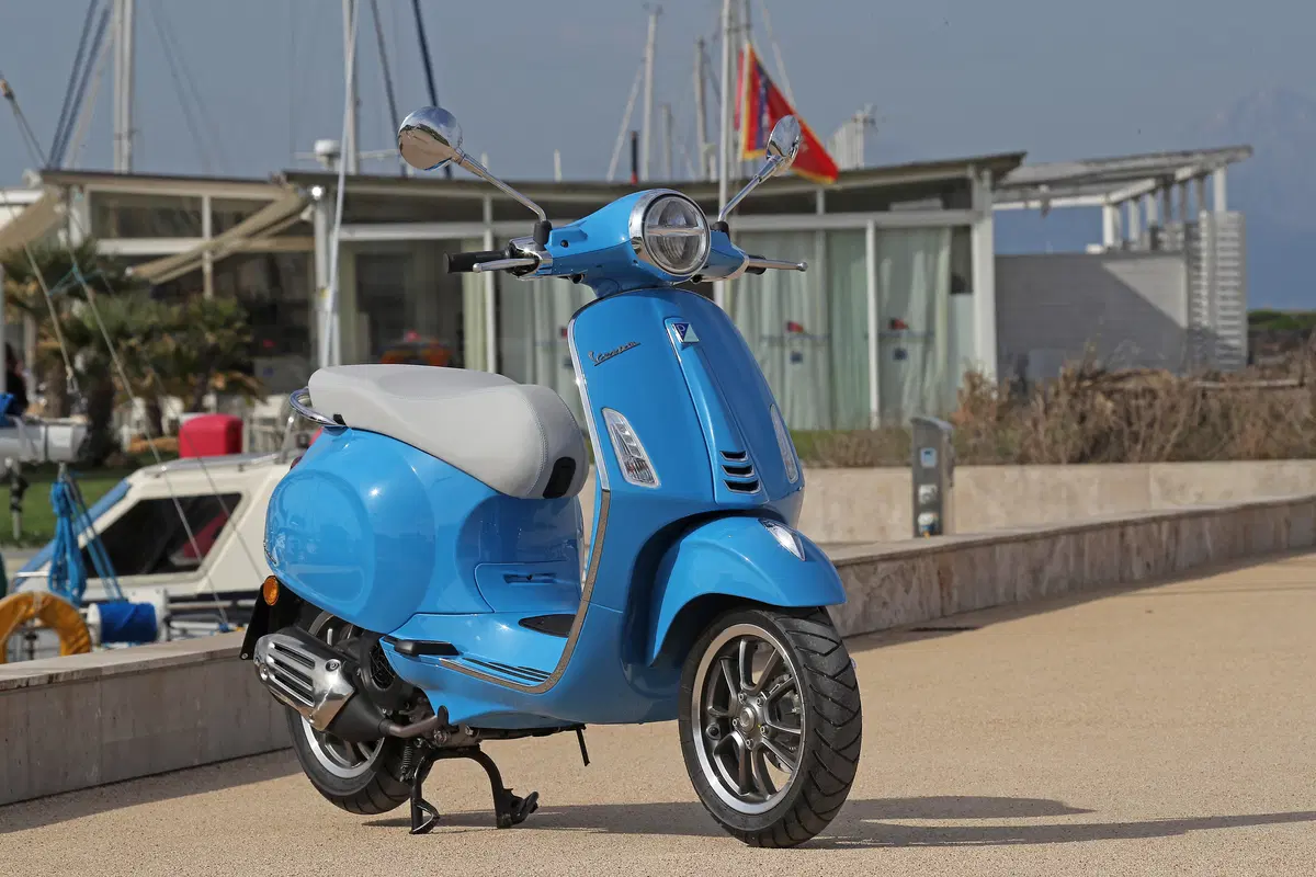 Vespa Primavera 125 e Vespa Sprint 125, il test (56)