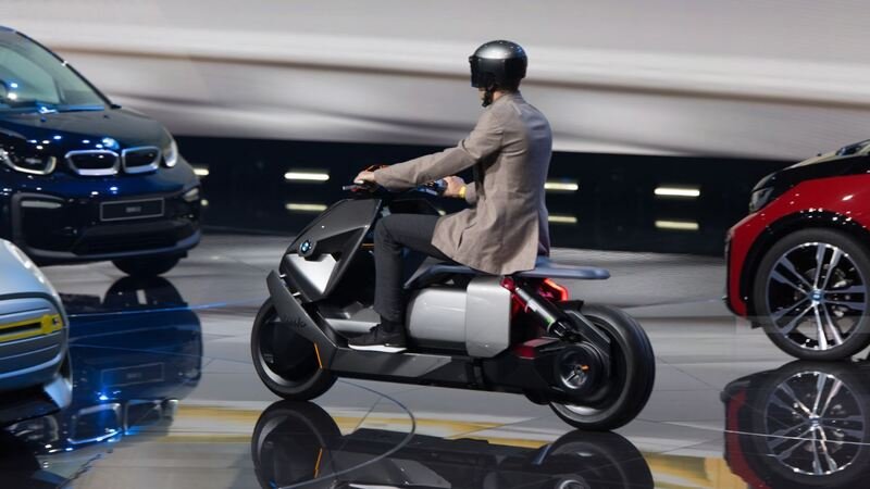 L&#039;innovativo veicolo per &ldquo;l&#039;ultimo miglio&rdquo;. Procede la sfida di IED Milano e BMW Motorrad