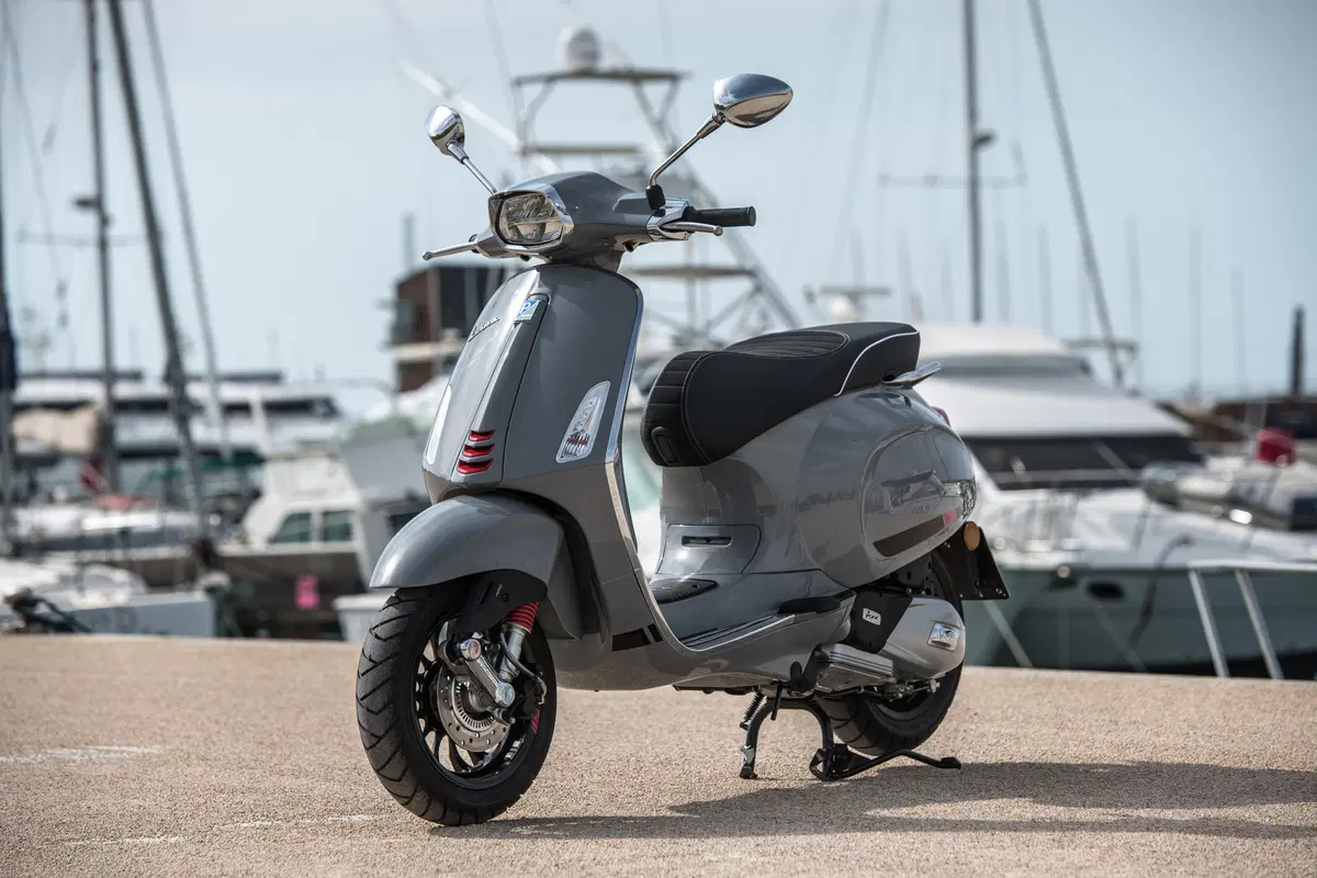 Vespa Primavera 125 e Vespa Sprint 125, il test (71)