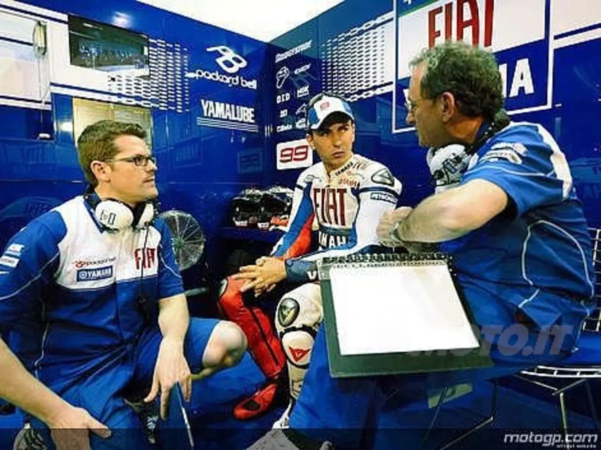MotoGP. La pole è di Casey (2)