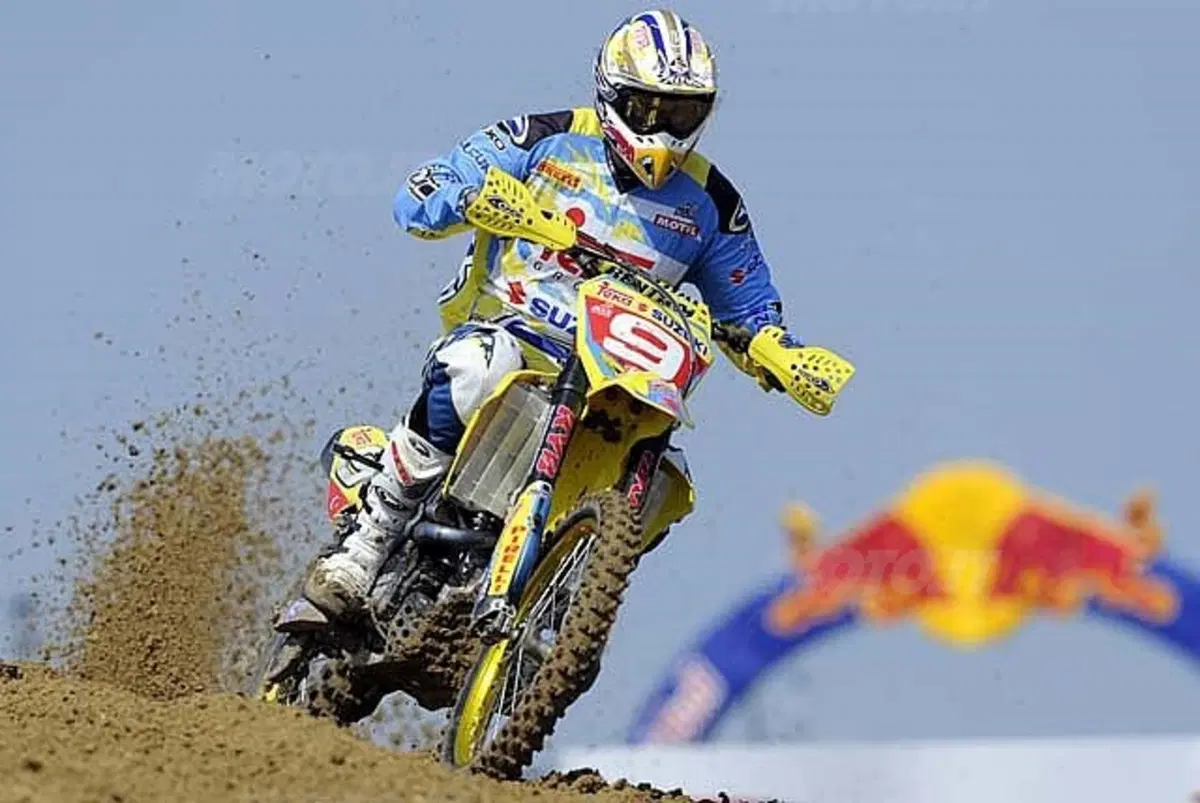 Cairoli passa al comando del Mondiale MX1 (2)