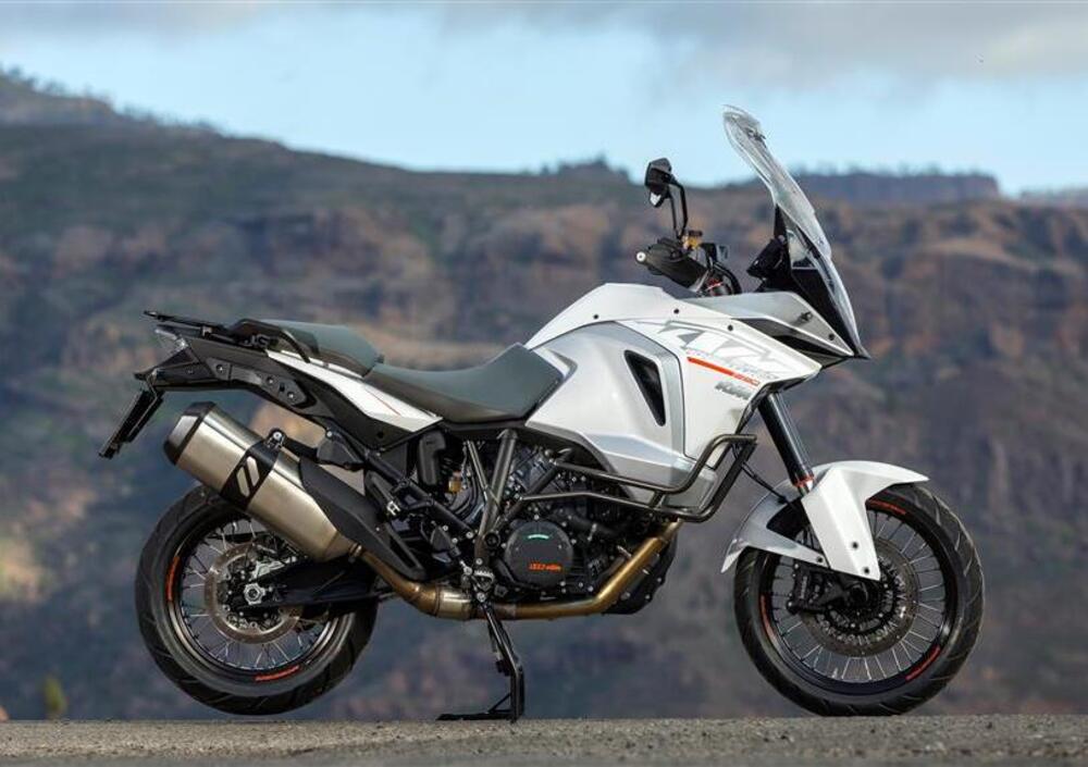 KTM 1290 Super Adventure (2015 - 16) (5)