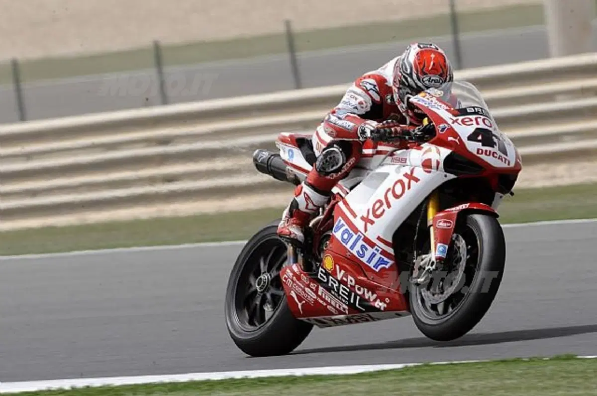SBK. 5 gare e 5 pole per Spies! (2)