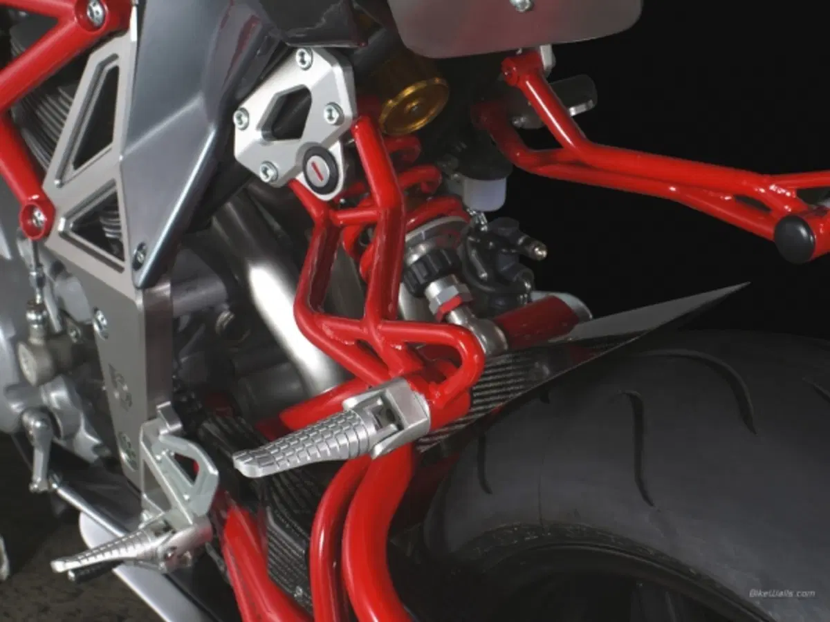 Bimota DB6 Delirio  (10)