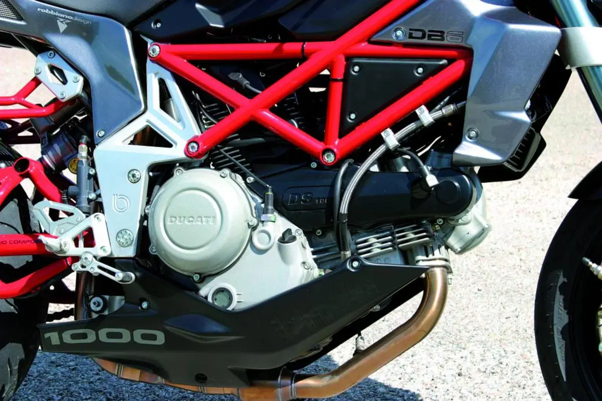 Bimota DB6 Delirio  (11)
