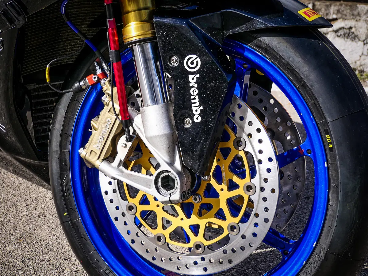 Brembo RCS 19 Corsa Corta: prova completa (4)