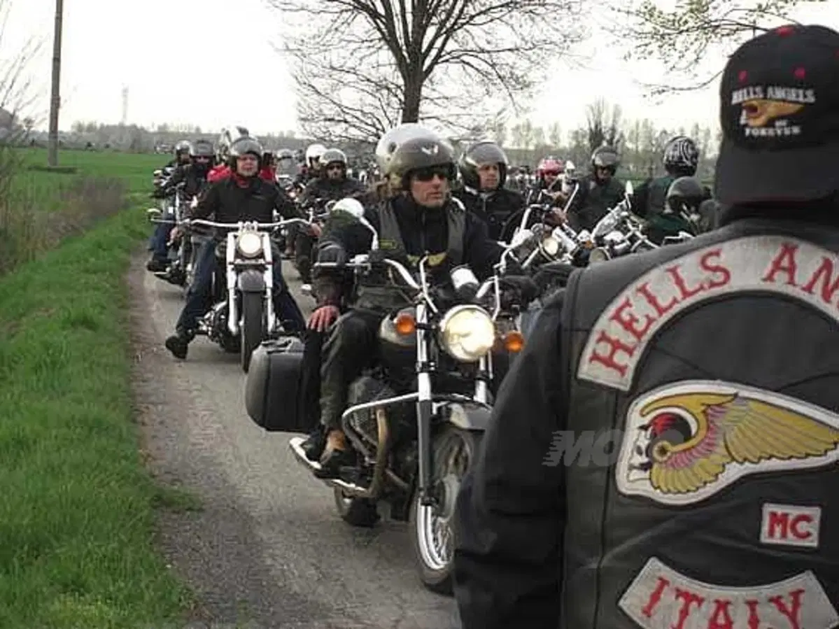 Arrestati 24 Hell's Angels (4)
