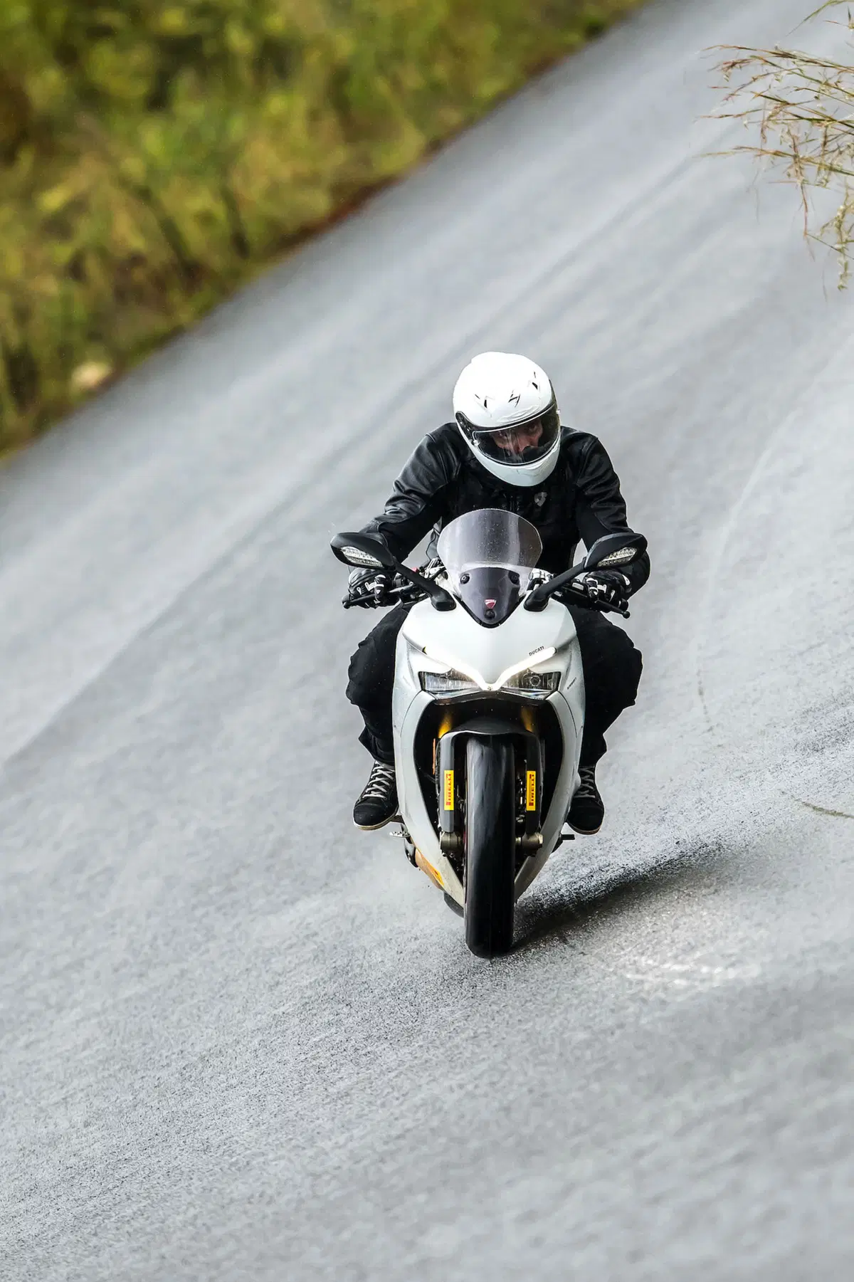 Pirelli Diablo Rosso Corsa II. Test su strada e in pista (6)