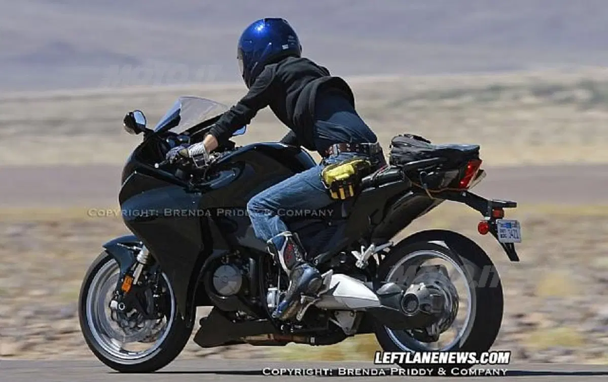 Honda V4: eccola in azione! (2)