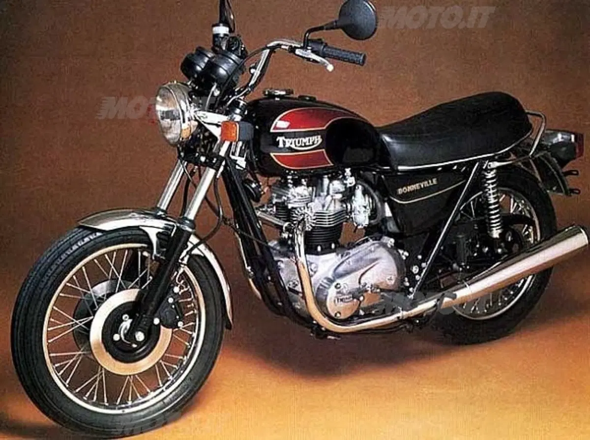 Guida alla Triumph Bonneville  (9)