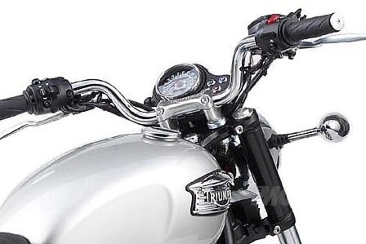 Guida alla Triumph Bonneville  (12)