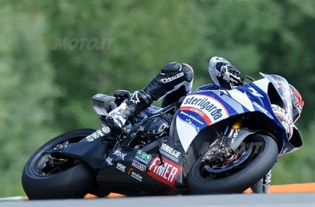 SBK. In gara uno vince l'Aprilia! (4)