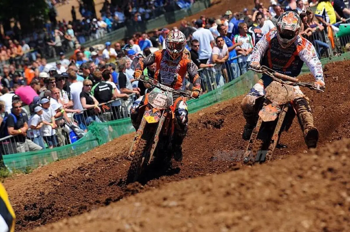 MX. Cairoli passa alla KTM? (9)