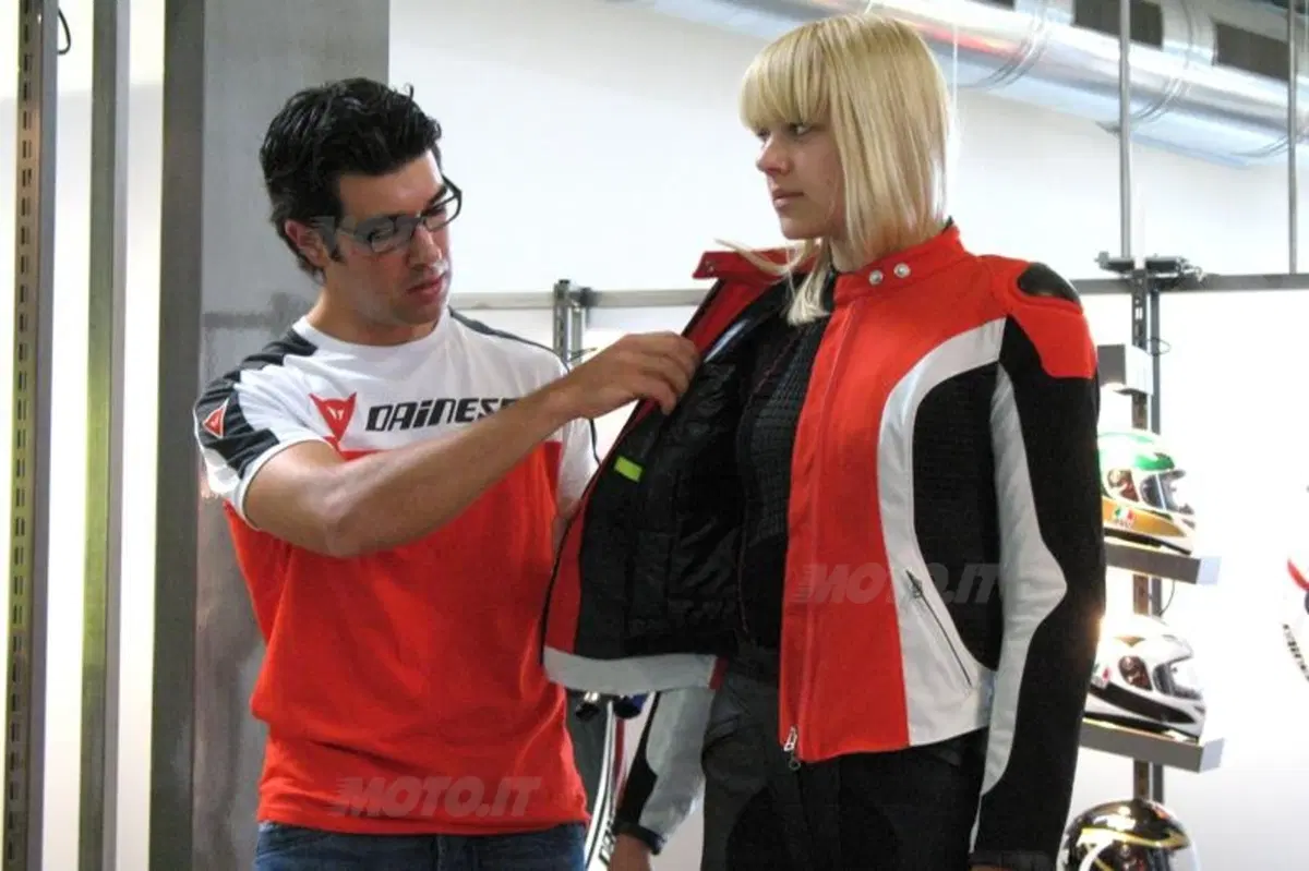 Dainese presenta la Collezione 2010 (6)