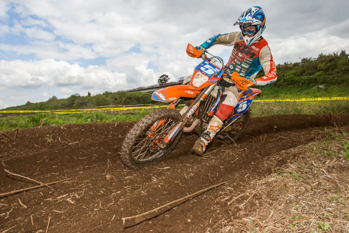 EnduroGP-18: Salvini (Husqvarna) e Holcombe (Beta) highlights dei Mondiale Enduro in Spagna. (6)