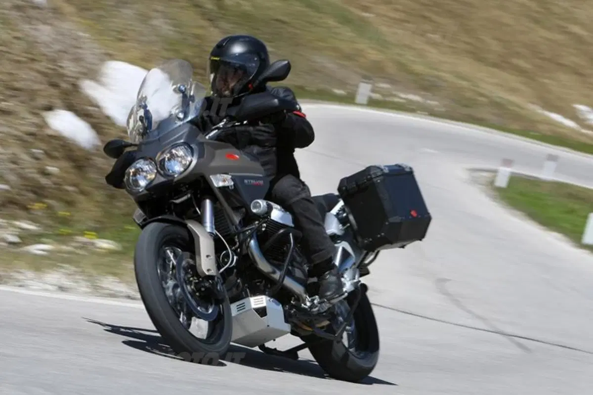 MOTO GUZZI Stelvio NTX (18)