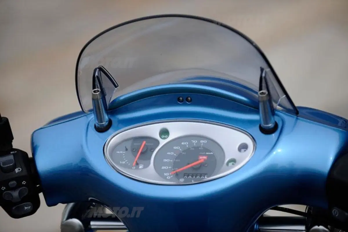 APRILIA Scarabeo Gamma 2009 (6)