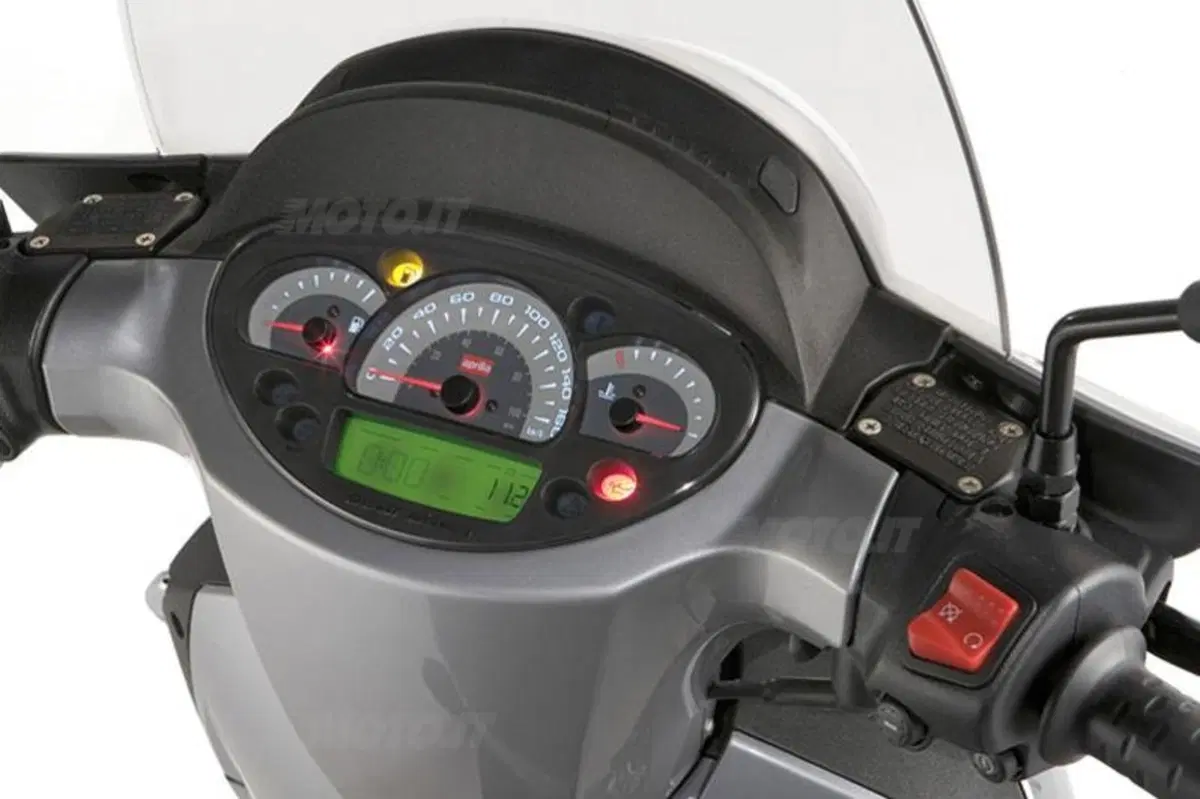 APRILIA Scarabeo Gamma 2009 (9)
