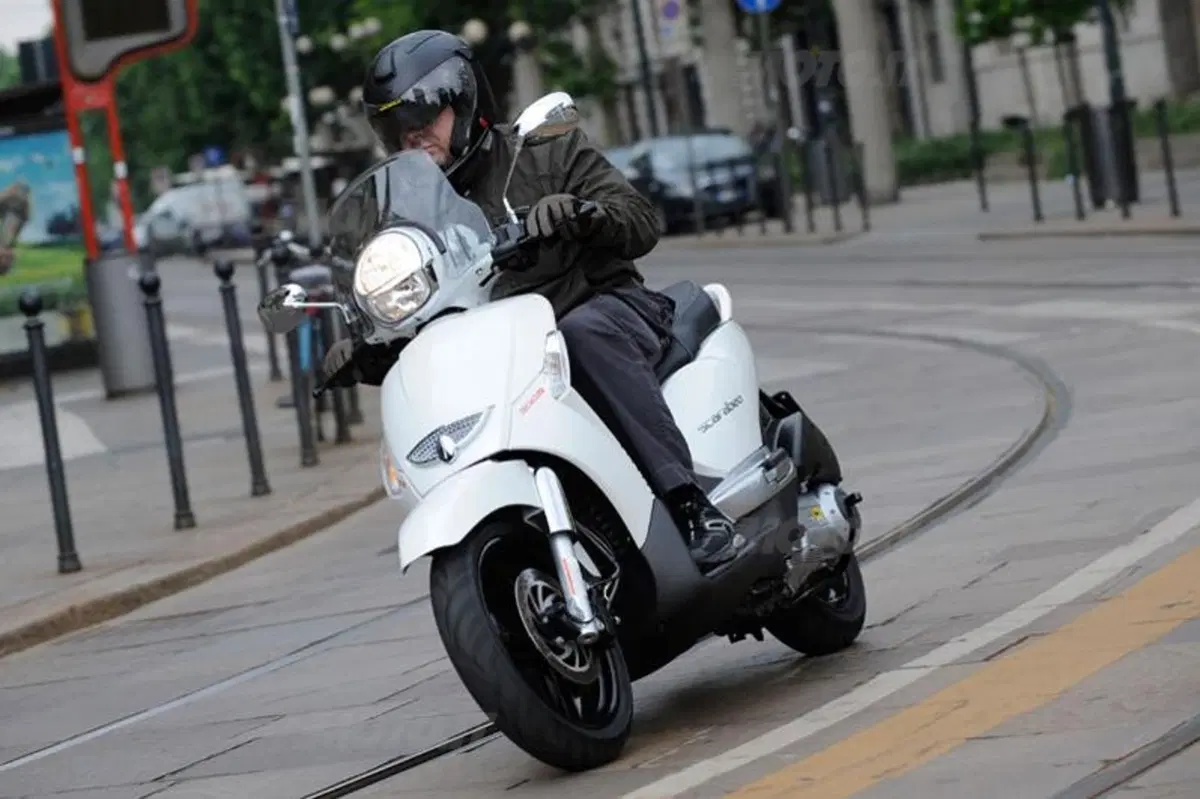 APRILIA Scarabeo Gamma 2009 (20)