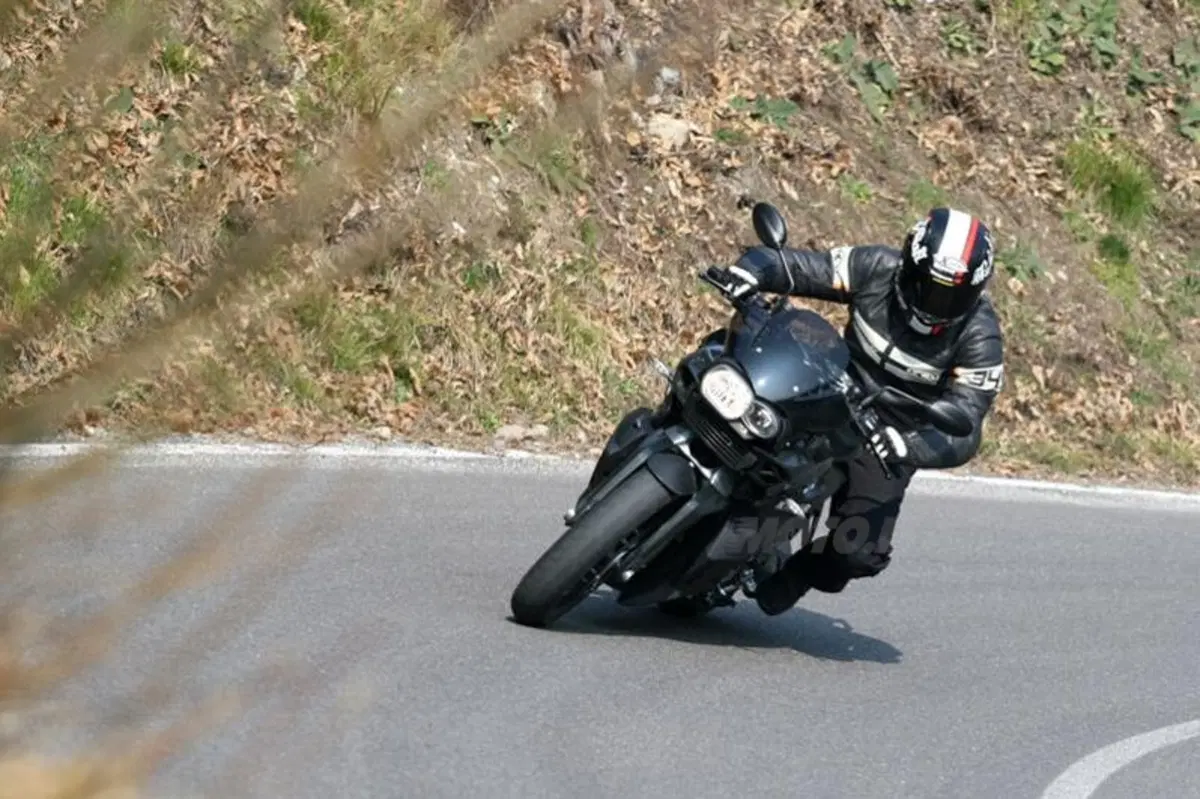 BMW K 1300 R (19)